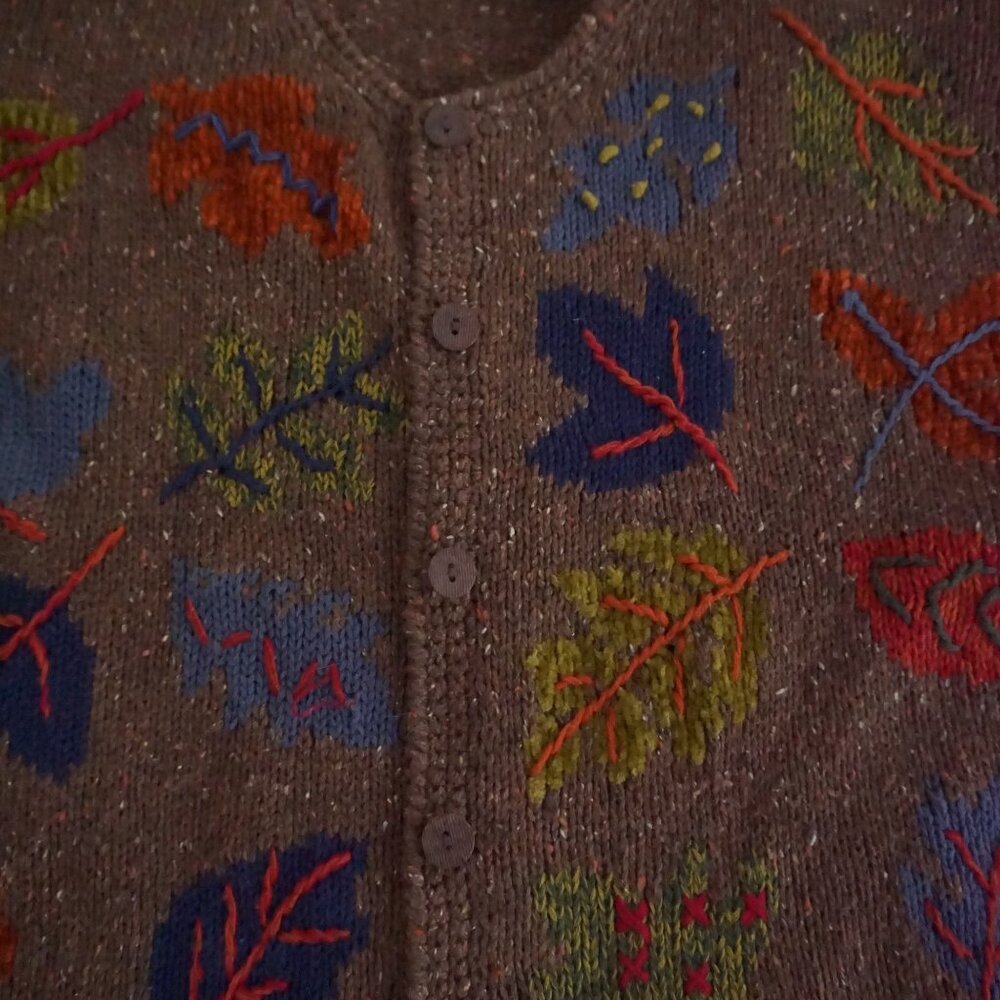 Vintage Fashion Bug Brown Autumn Fall Leaf Embroidered Button Knit Cardigan L - Picture 6 of 9